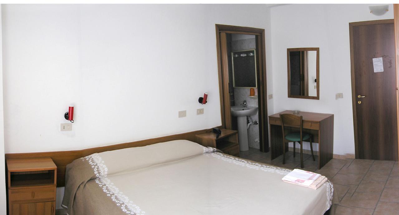 Albergo Villa Margherita Tiglieto Exterior photo
